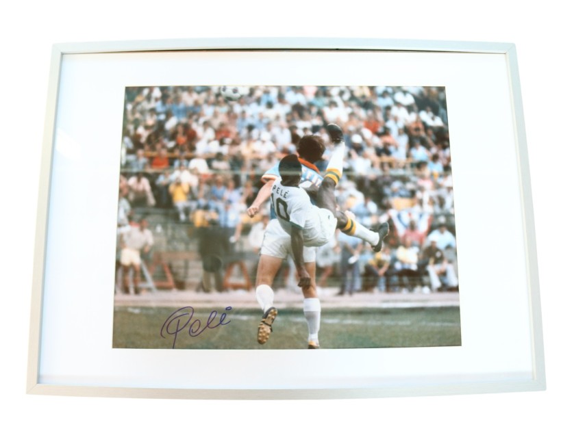 R - Picture Signed by Pelè