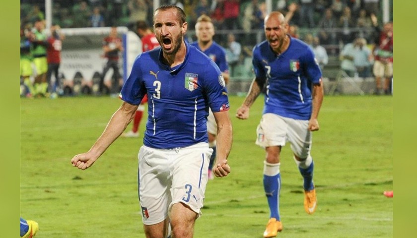 Chiellini's Italy Signed Shirt, 2015/16 Season