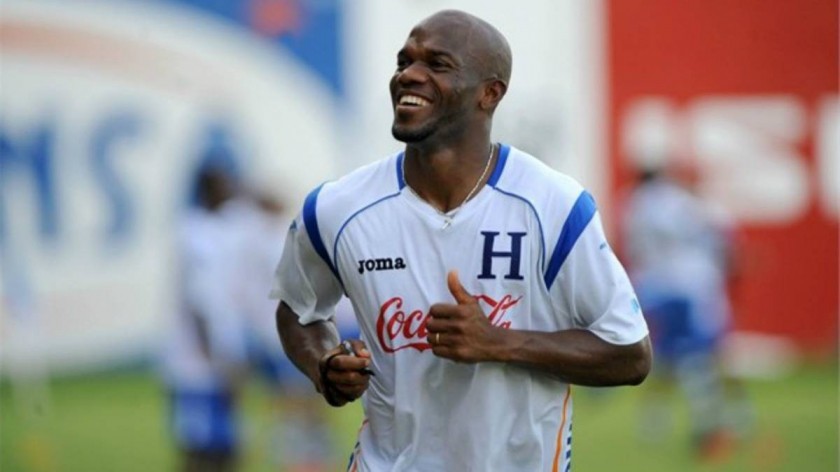 Honduras Retro Shirt - Signed by Suazo