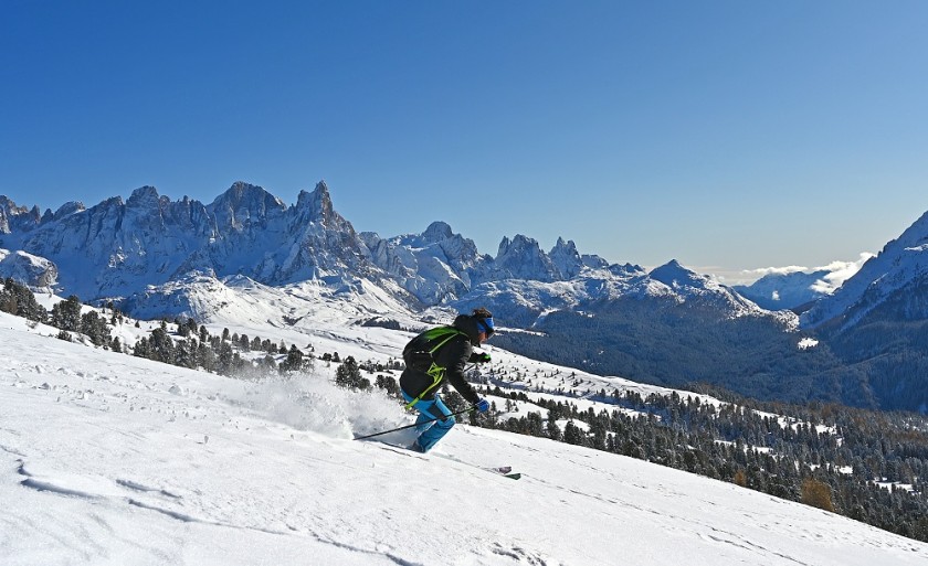 Spend a Weekend Training with Fiamme Gialle Ski Group in Italy