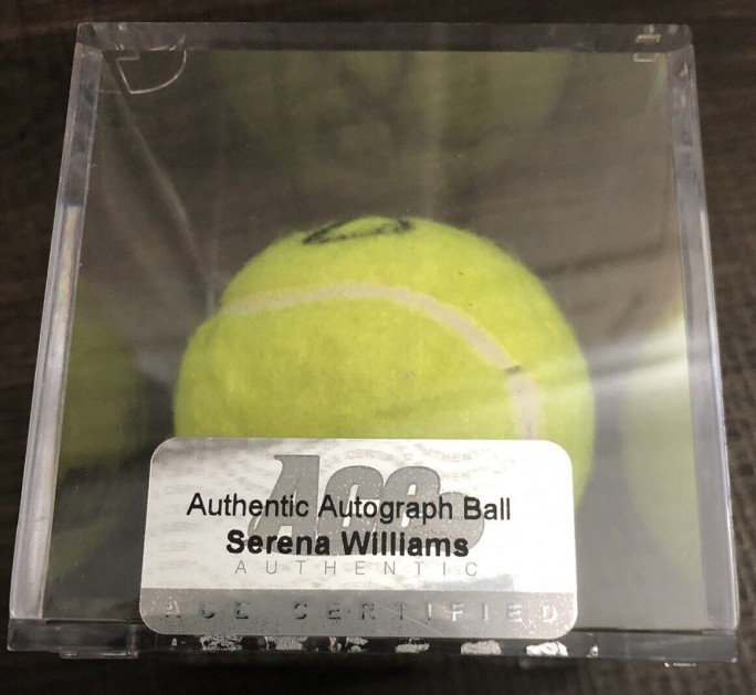 Original Nike hat, signed by Serena Williams #2 - CharityStars