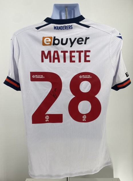 La maglia firmata di Jay Matete del Bolton Wanderers indossata durante la partita