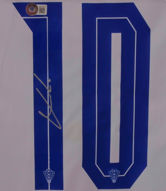 Luka Modric Signed Real Madrid Shirt - CharityStars