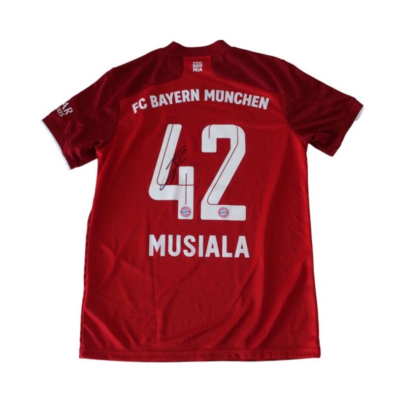 Musiala's Bayern Munich Signed Store shirt, 2021/22