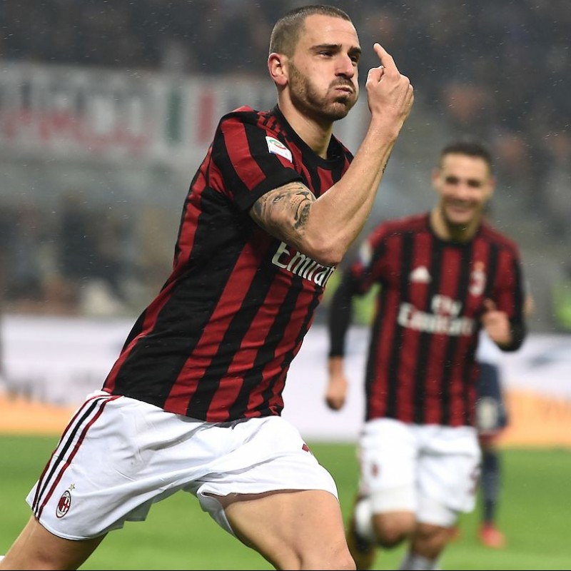 Leo Bonucci’s Match-Issued/Signed Milan Shirt 