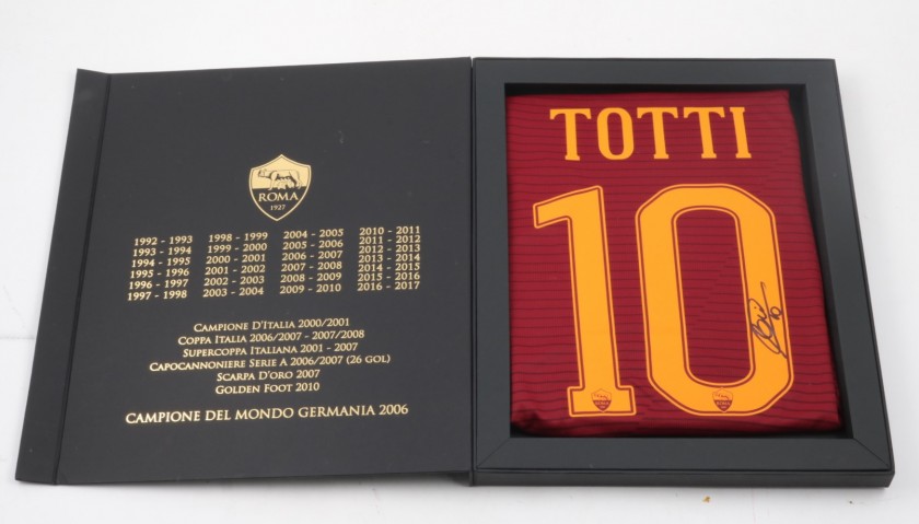 Special Edition Francesco Totti Box - Signed Shirt