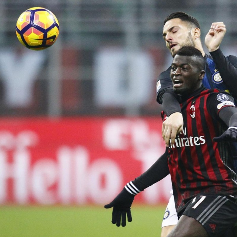 Niang match worn shirt in Milan-Inter, 20/11/16 - special patch