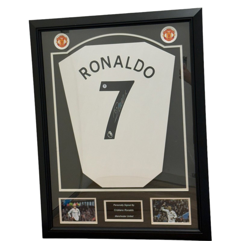 Signed Cristiano Ronaldo 2016/2017 Home Jersey - CharityStars