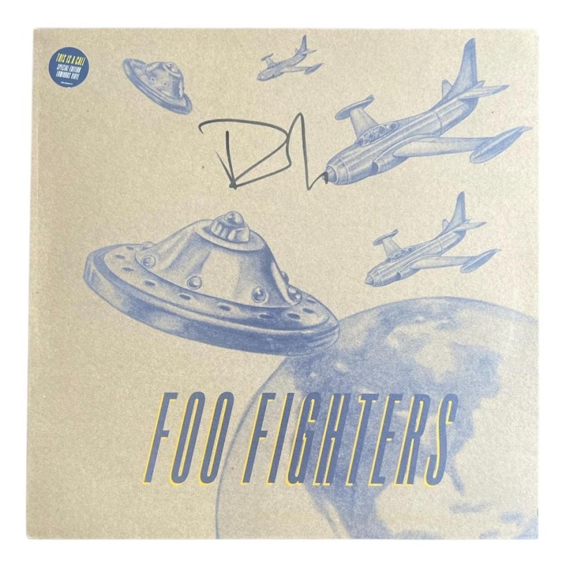 Dave Grohl of Foo Fighters Signed This Is A Call 12" Vinyl