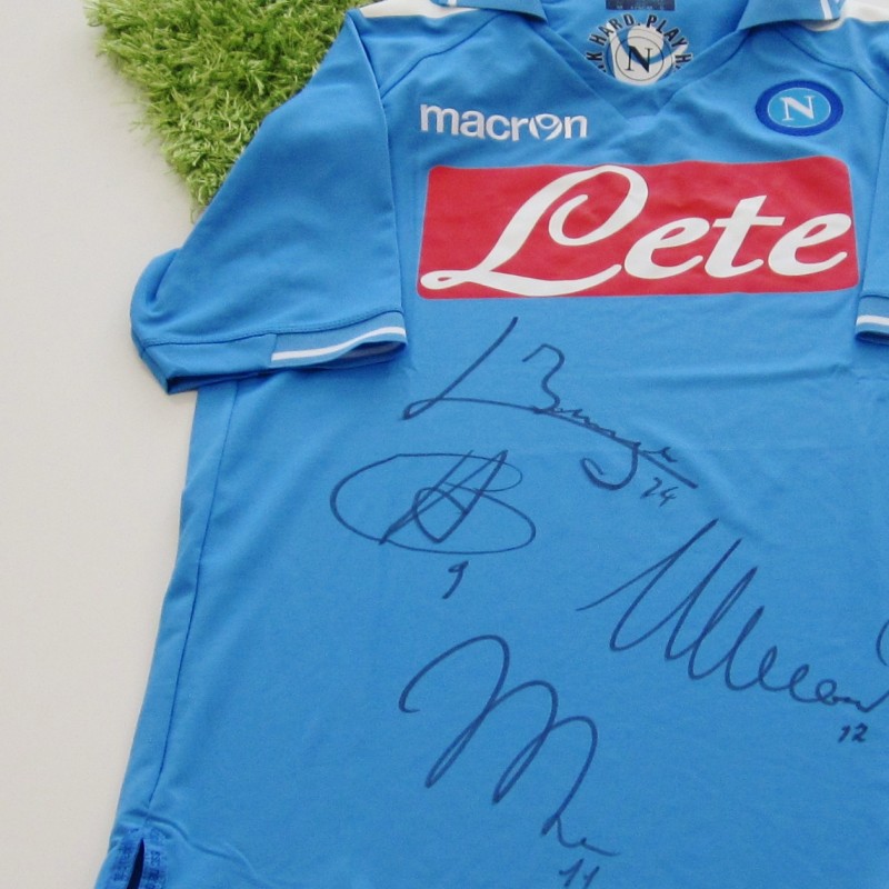 Napoli shirt signed by the players