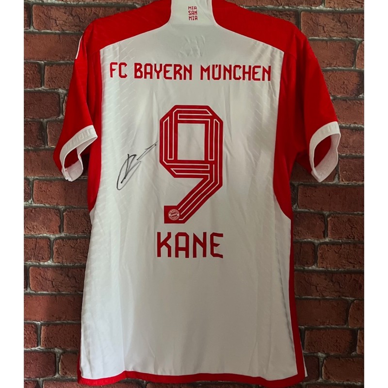 Harry Kane's FC Bayern Munich 2023/24 Signed Shirt