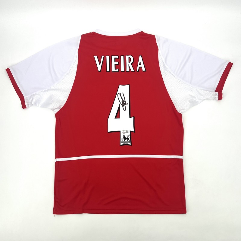 La maglia dell'Arsenal firmata da Patrick Vieira