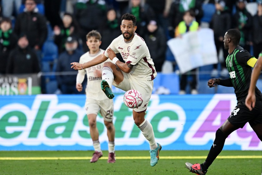 Tello match shirt Sassuolo vs Salernitana 2024