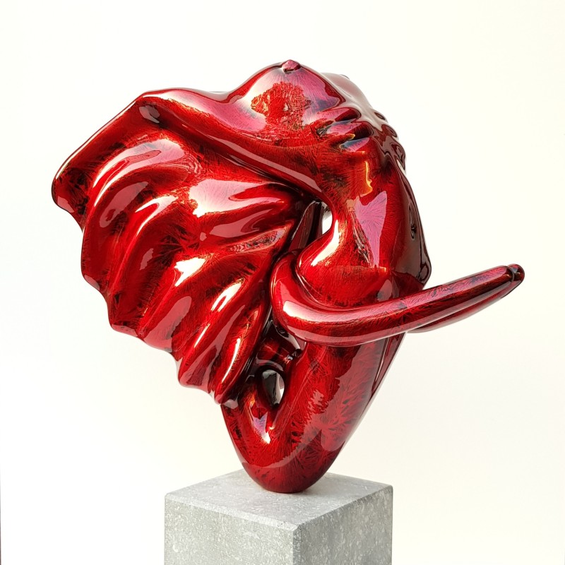"Eléphantasme" in Red by Anis Dargaa