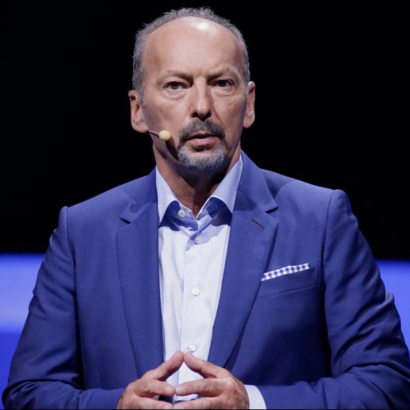 Power Lunch with Peter Moore, Liverpool FC CEO