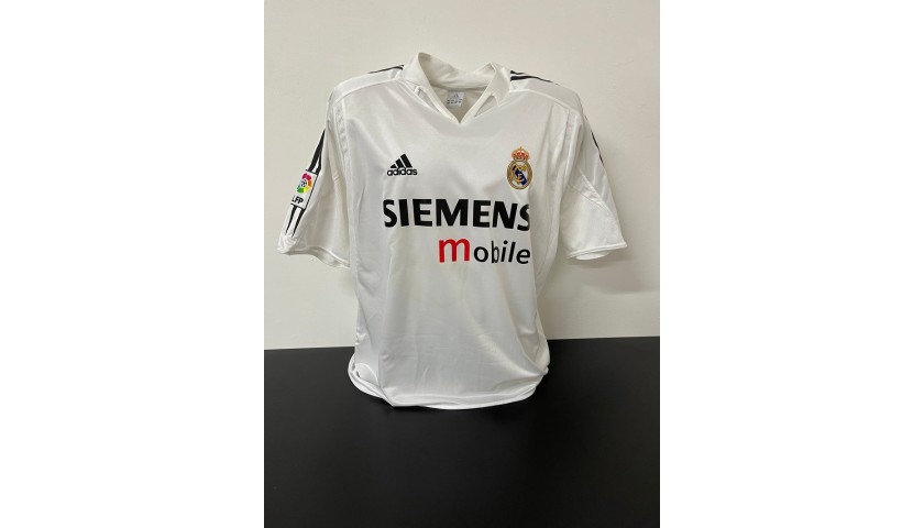 Sold at Auction: DAVID BECKHAM SIGNED WHITE REAL MADRID CF REPLICA JERSEY,  SHORT-SLEEVED, LFP LA LIGA SLEEVE BADGE