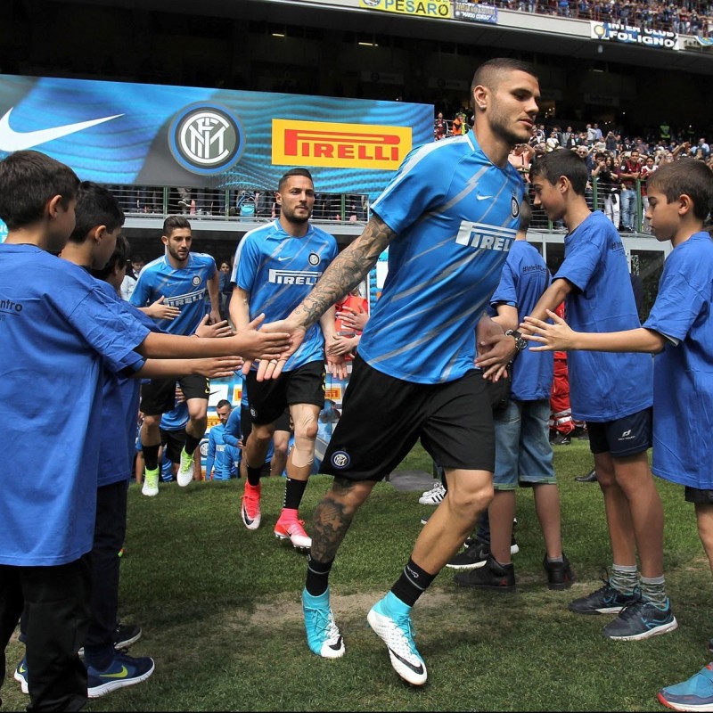 Mascot on Inter Field with Players - July 9