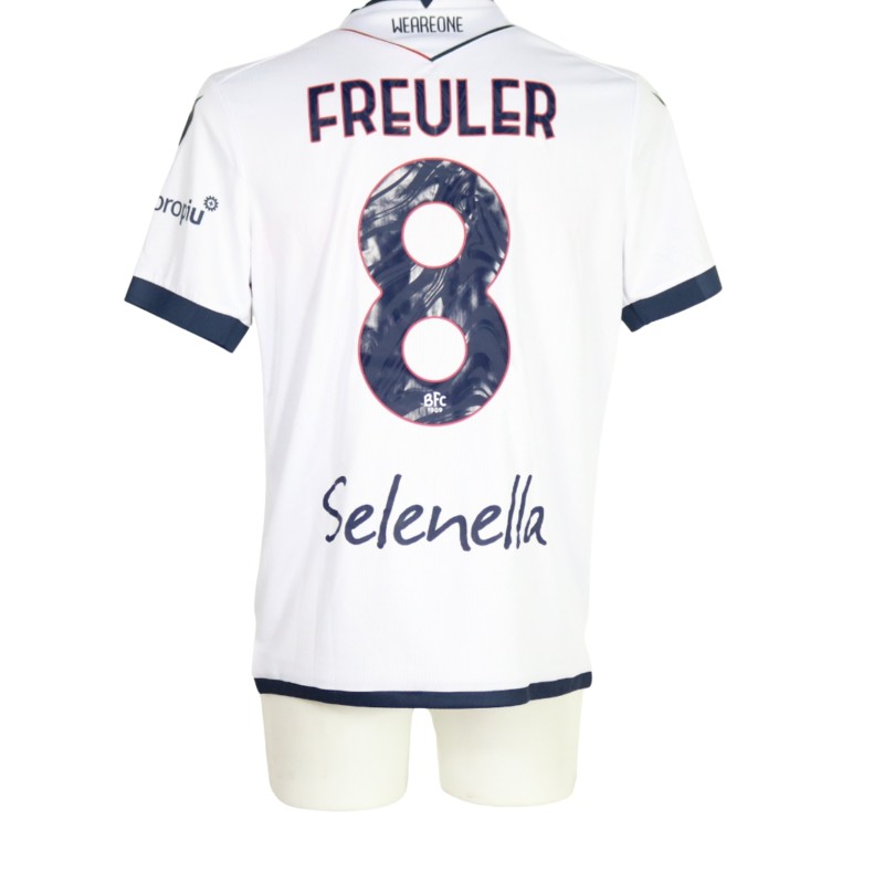 Freuler's Bologna Issued Shirt, 2024/25