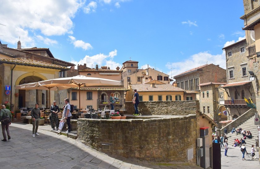 Authentic Flavors of Tuscany: Seven Days in Cortona, Italy with Wine Tasting and Cooking Demo
