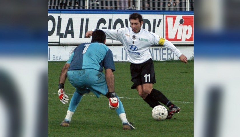 Buffon's Juventus Match Shirt, 2006/07 - CharityStars