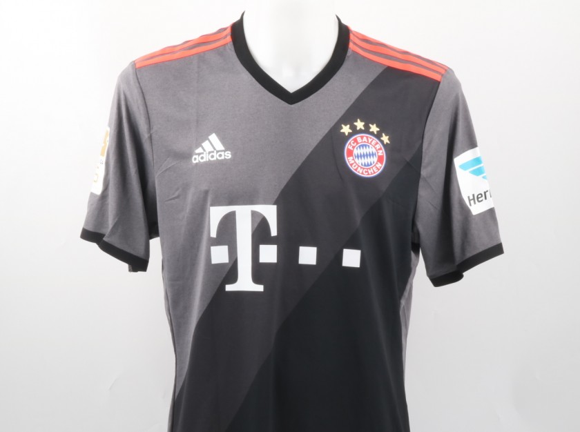 Hummels Bayern Monaco Match issued/worn Shirt, Bundesliga 2016/17