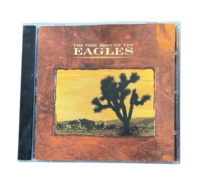 CD "The Very Best Of The Eagles" firmato dagli Eagles