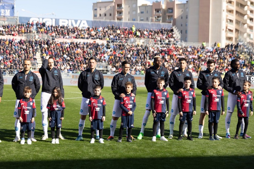 Mascotte Experience in Cagliari vs Lecce Match + Distinti