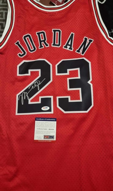 Chicago bulls signed hot sale jersey