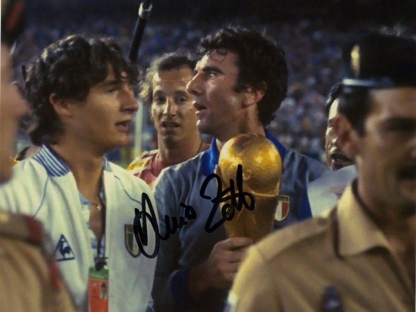 Mundial 1982 picture signed by the goalkeeper Dino Zoff