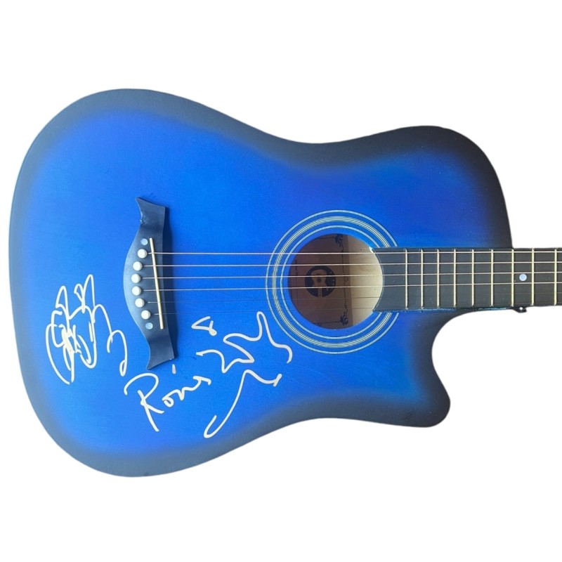 Chitarra acustica firmata da Ronnie Wood