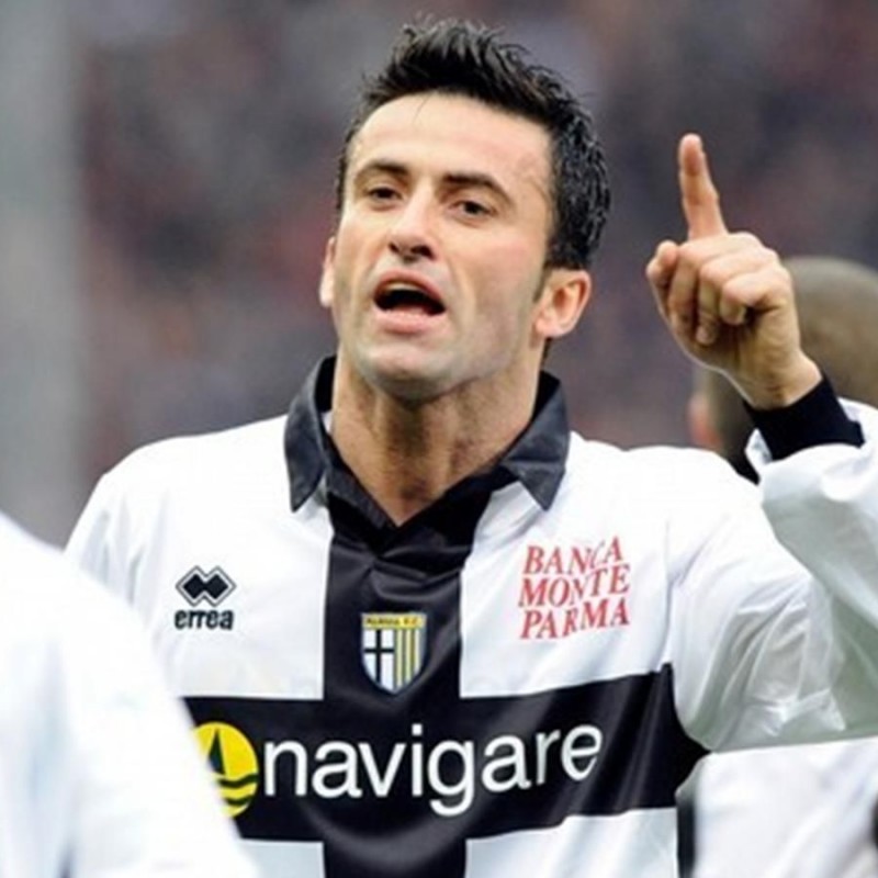 Panucci's Parma Signed Match Shirt, 2009/10 