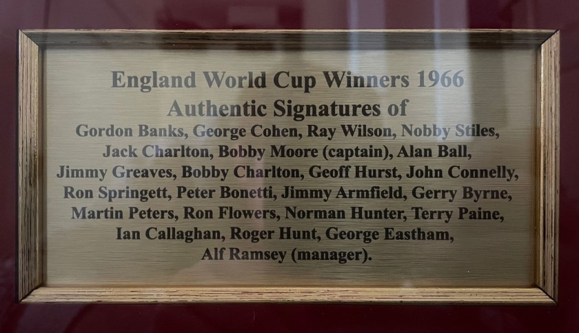 Exclusive Memorabilia Foto Autografata Della Finale Mondiale 1966 – Sir Geoff Hurst, 40x30 Cm Con Certificato Di Autenticità - 4