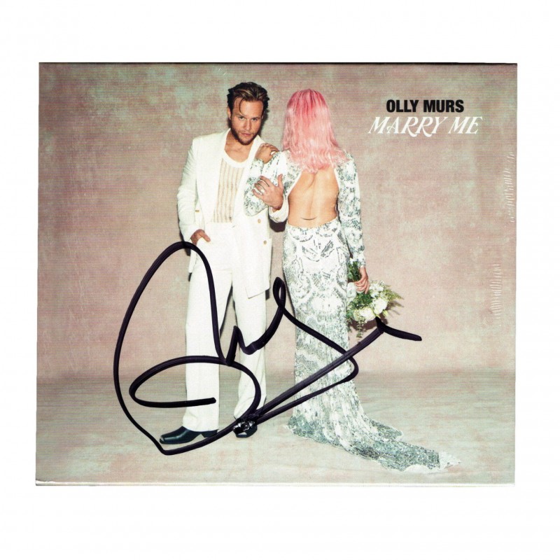 "Marry Me" CD Signed by Olly Murs