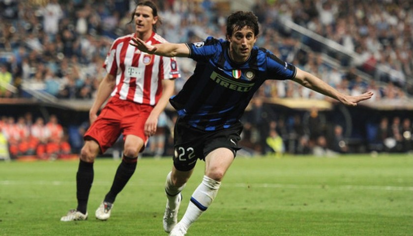 Milito's Inter Match-Issued Shirt, Madrid Final 2010