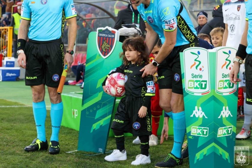 Scendi in campo come Mascotte in occasione di Catanzaro vs Padova