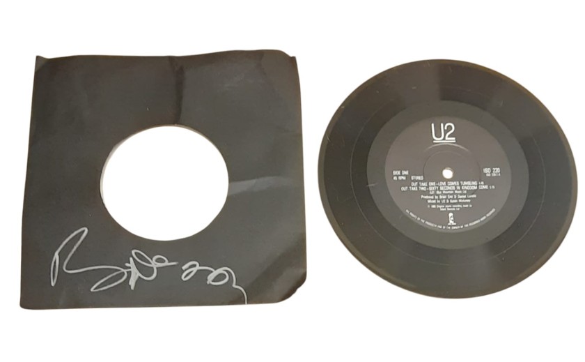 Singolo 45 giri in vinile firmato da Bono degli U2