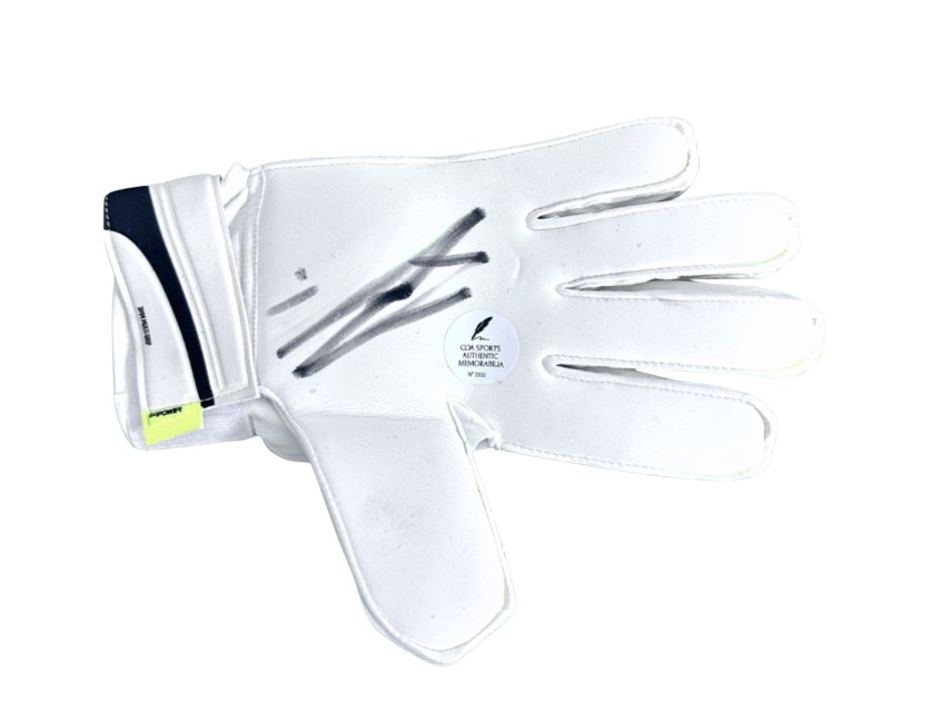 Puma Goalkeeper Match-Issued Glove - Signed by Bart Verbruggen