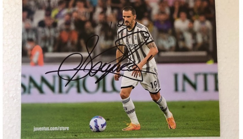 Leonardo Bonucci Signed Postcard