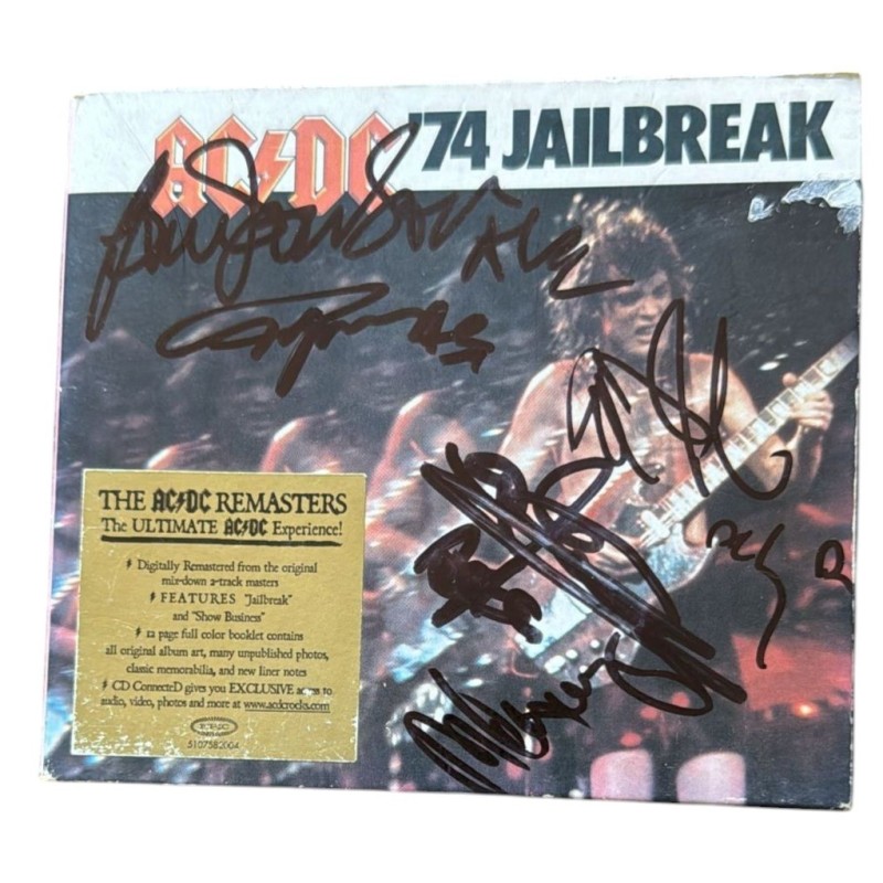 CD "74 Jailbreak" autografato dagli AC/DC