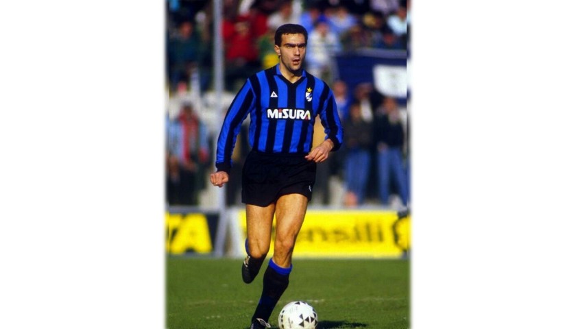 Bergomi's Official Inter Signed Shirt, 194/85