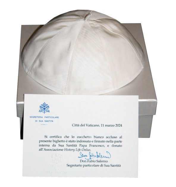 Skull Cap Worn and Signed by Pope Francis