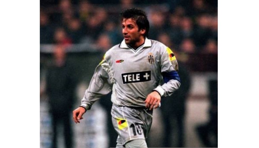 Del Piero's Juventus Match Shirt, Serie A 2000/01 - CharityStars