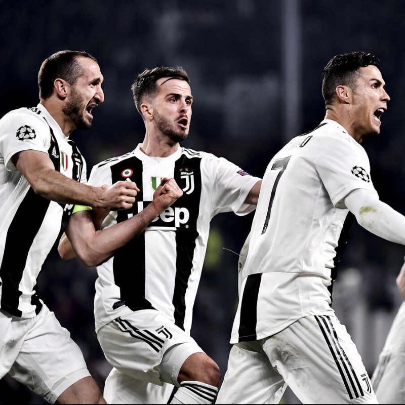 Enjoy the Juventus-Ajax Quarter Final from Row 3 of the Allianz Stadium in Turin