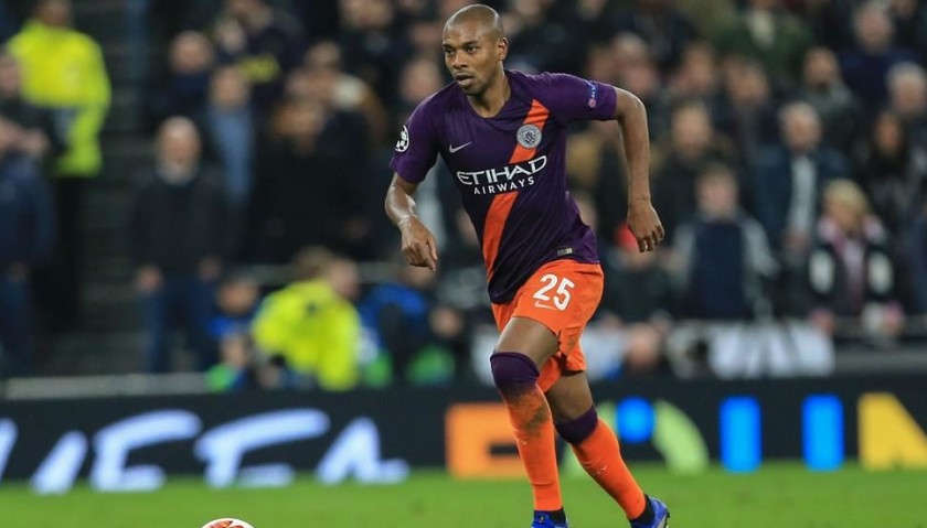 Fernandinho's Manchester City Match Shorts Orange, Premier League 2018/19