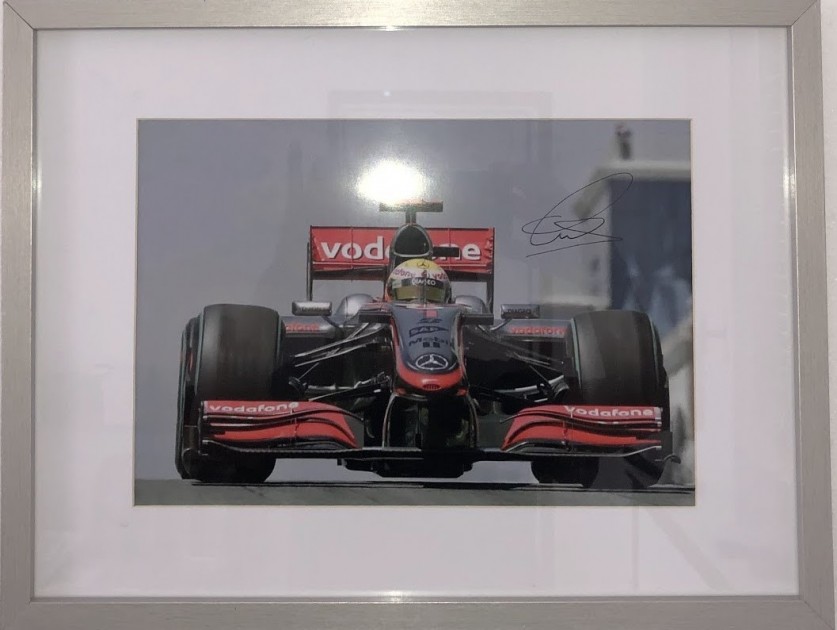 Lewis Hamilton Signed Photograph 