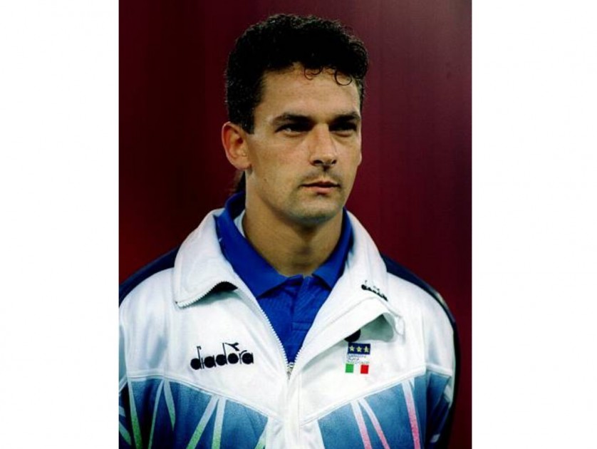 Baggio Official Italy Sweatshirt, 1994