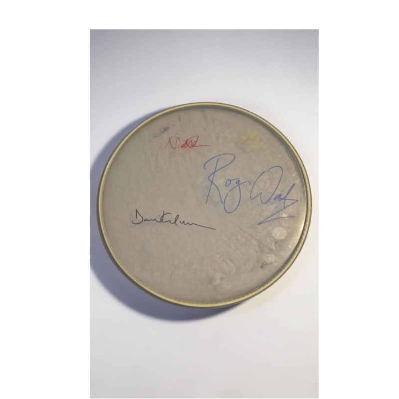 Pelle per batteria autografata dai Pink Floyd