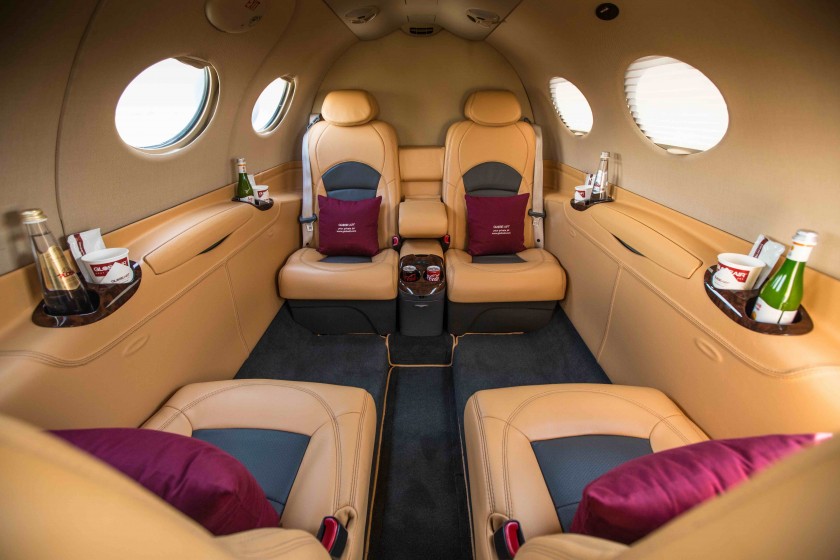 Round trip flight with a GlobeAir private jet