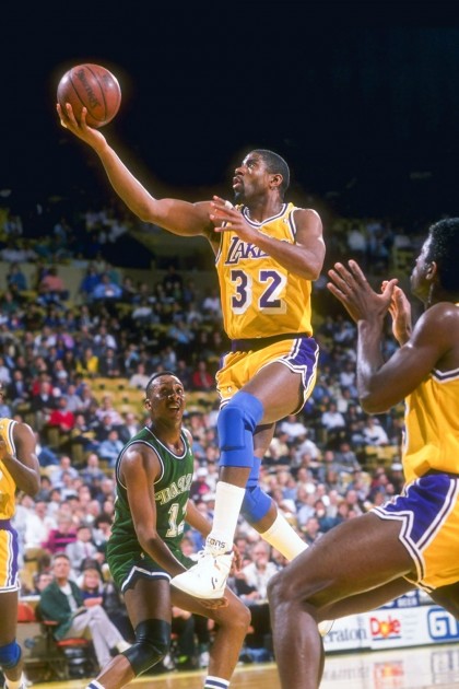 Black Lakers Jersey Signed by Magic Johnson - CharityStars