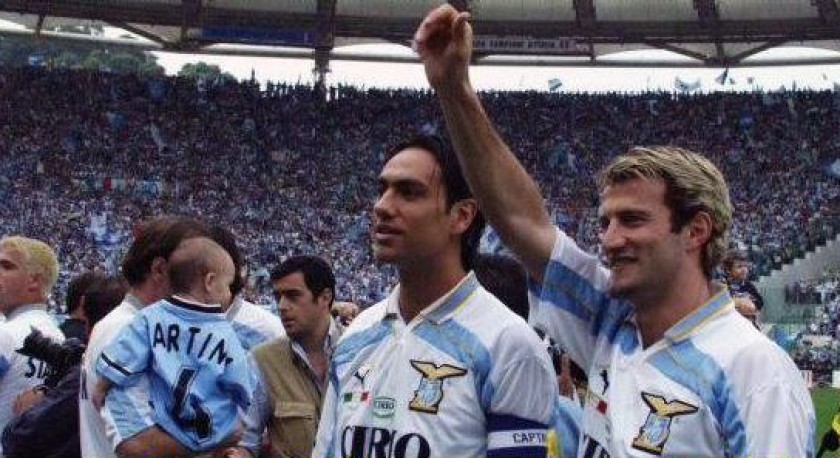 Nesta's Official Lazio Signed Shirt, 1999/00